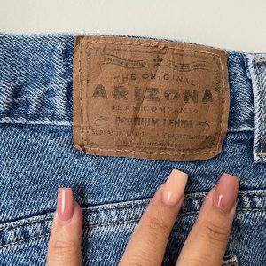 Vintage high waisted denim jeans, size 16.